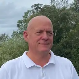 Self-service Entra ID account creation and internal support for Norwegian agriculture with SharePoint Forms and HelpDesk